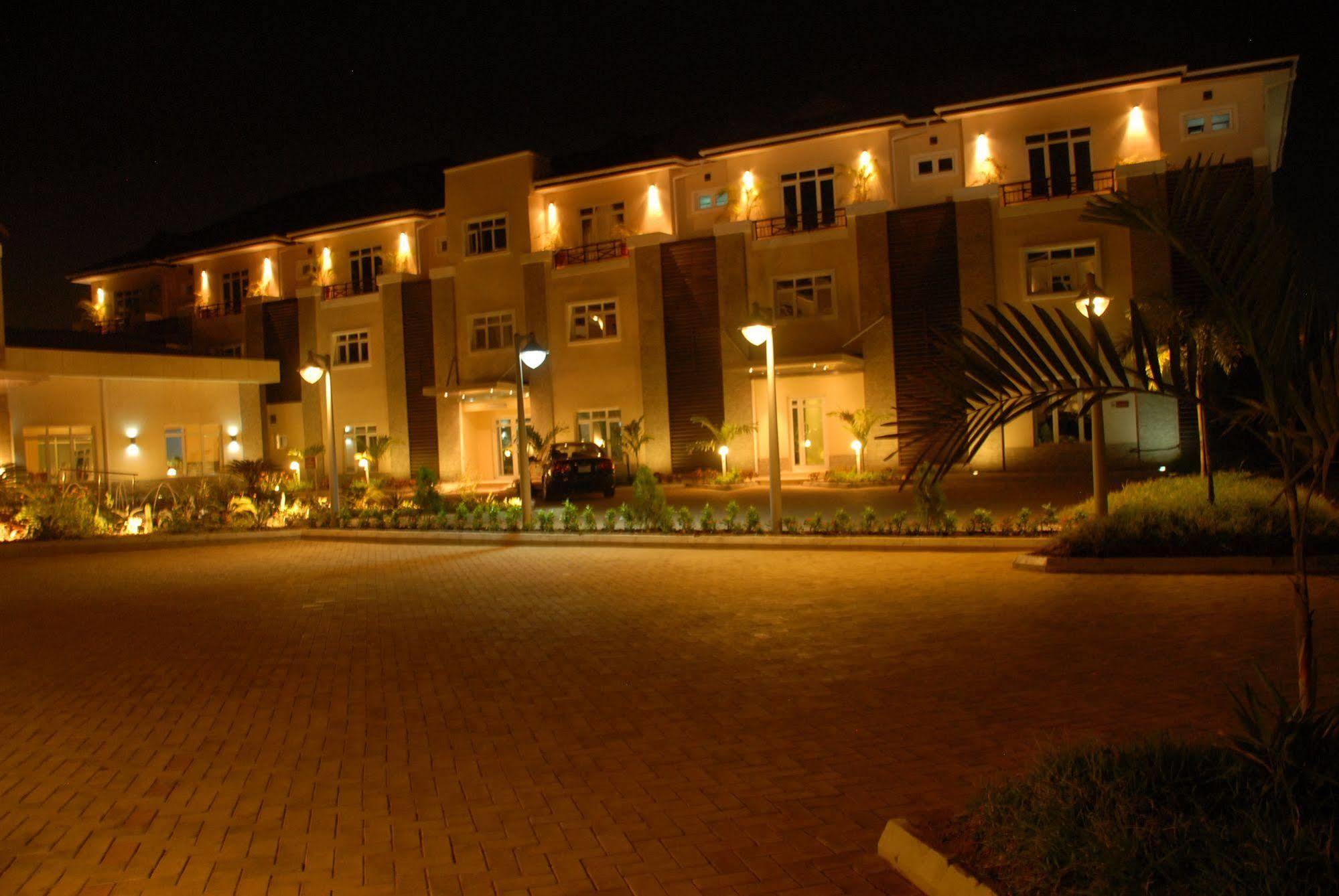 Amber Residence Lagos Buitenkant foto